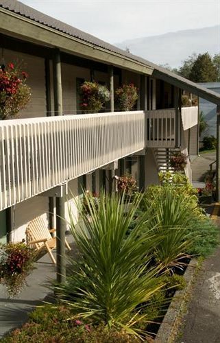 Pacific Rim Motel Юклулет Екстер'єр фото